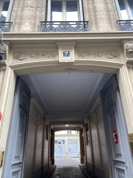 Cocon Des Champs-Elysees Paris Bagian luar foto
